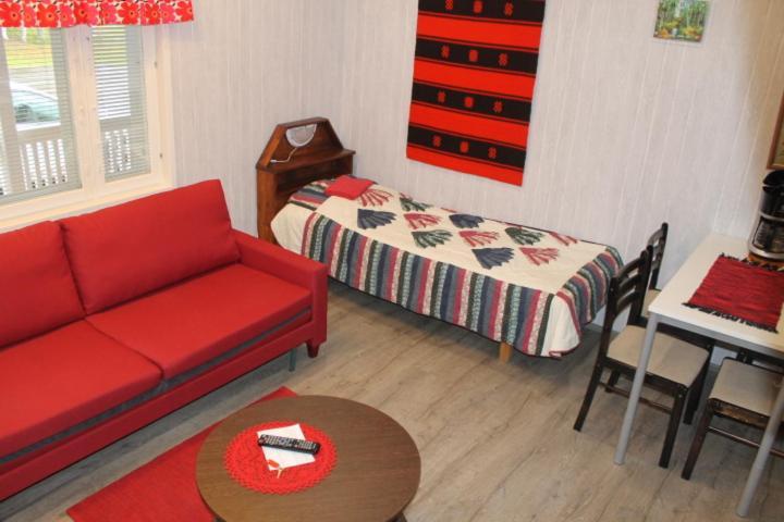 Aemmaen Hotelli Suomussalmi Extérieur photo